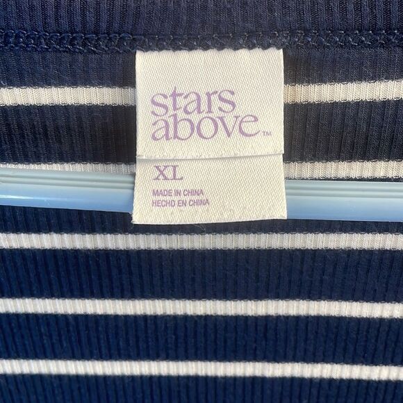 Stars Above  Ladies Stripe Long Sleeve Vneck Top Size XL Dk Blue&white stripes - Picture 4 of 4